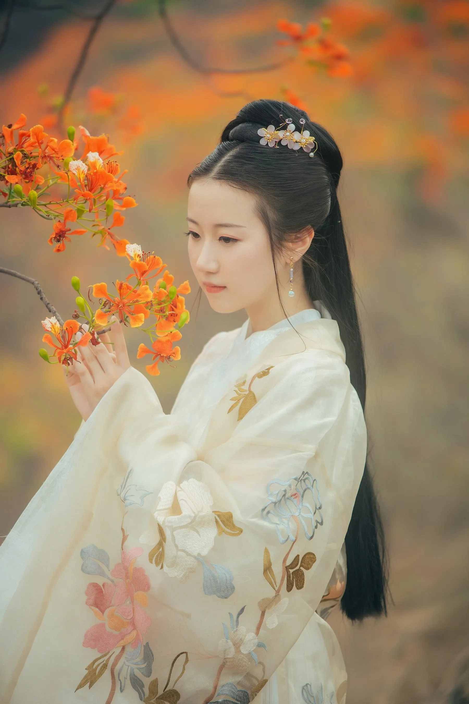 [艺图语] 2022.05.28 凤凰花开 粥米饭 [26P]插图1